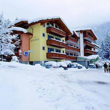 Hotel Bonapace ***S Madonna Esterno foto